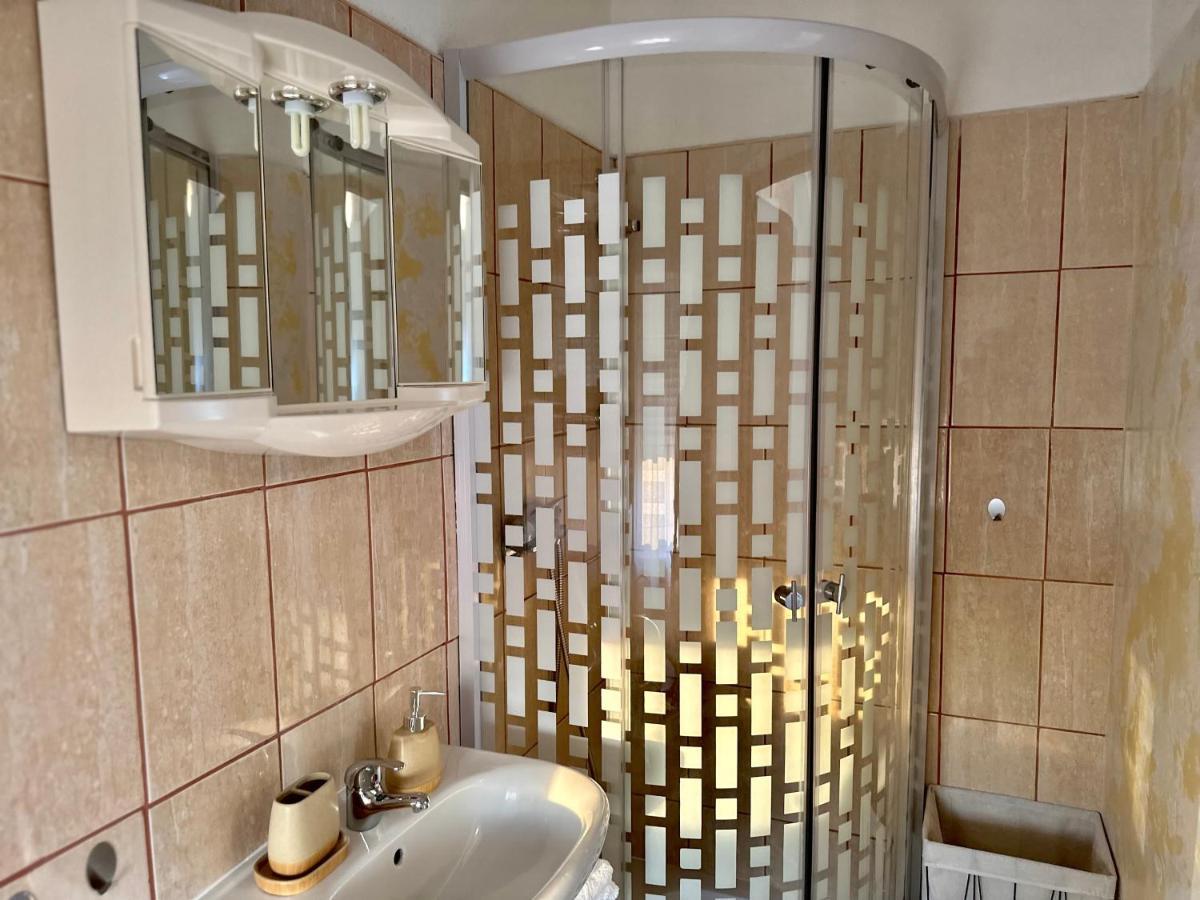 Rooms Mirabella Rakovica Luaran gambar