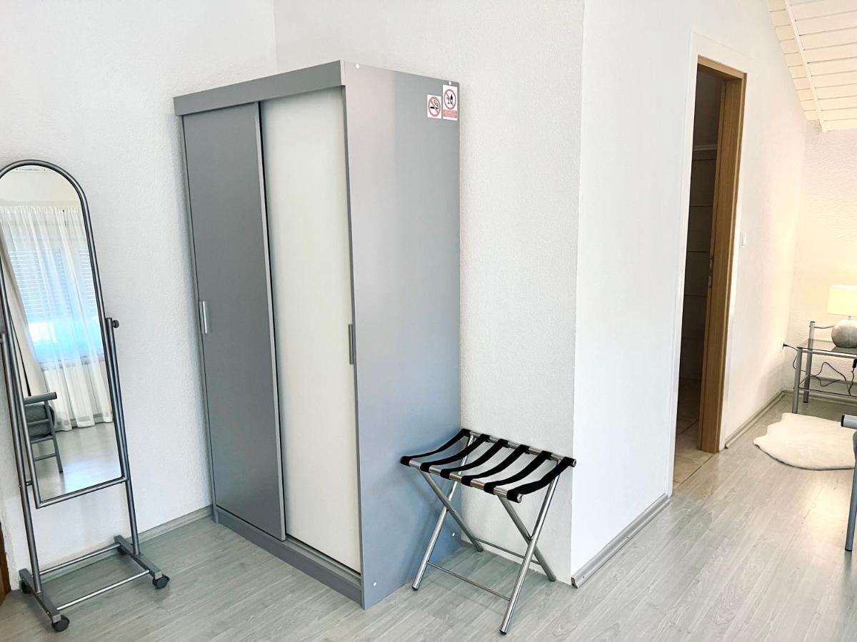 Rooms Mirabella Rakovica Luaran gambar