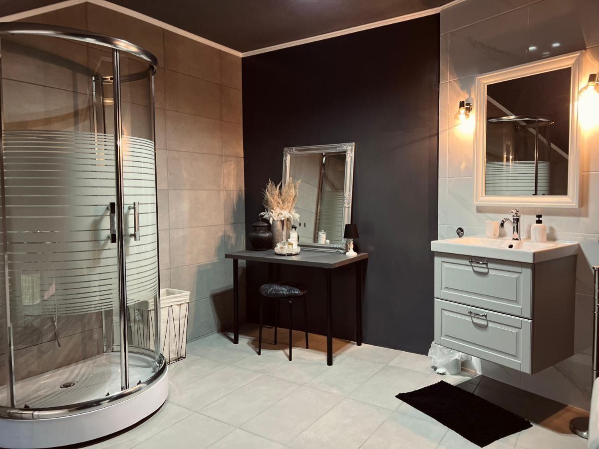 Rooms Mirabella Rakovica Luaran gambar